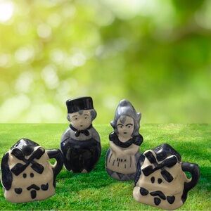 Vintage 2 Sets of 2 Holland Windmills & Delfts Dutch Couple Knick Knacks S&P